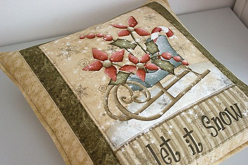 Polštář WinterBerry Lane - sáně — foto 1