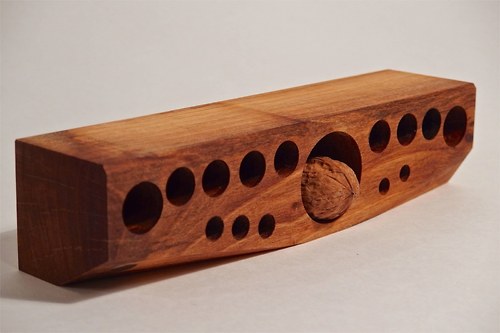 Děravý špalík Holzfleken — foto 1