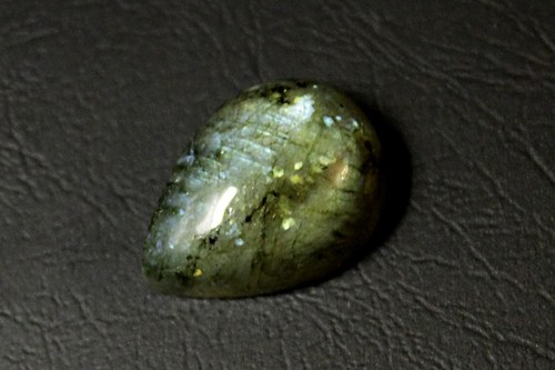 Kabošon kapka - labradorit 64 — foto 1