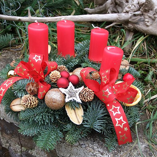 Adventní věnec - červený — foto 1