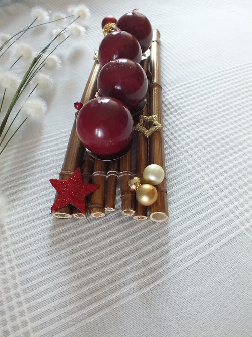 Adventní svícen tmavě červený — foto 1