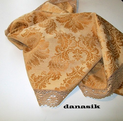 Žakárový Čtverec — foto 1