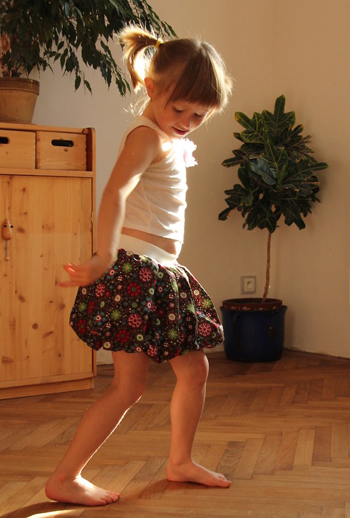 Sukně dětská "Temná louka" — foto 1