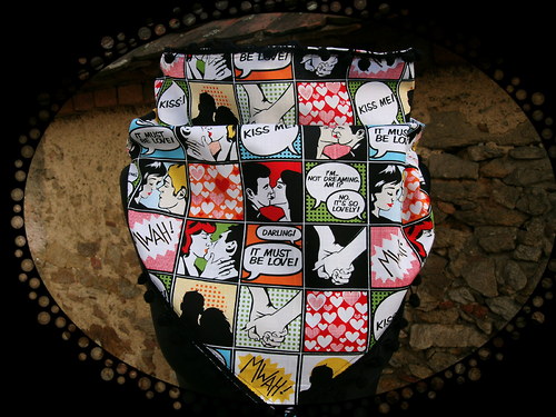 Šátek - " I LOVE .. komiks:-)" — foto 1
