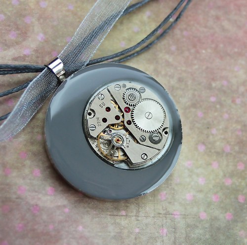 Time in grey — foto 1