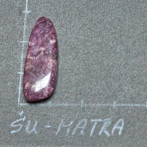 Čaroit — foto 1