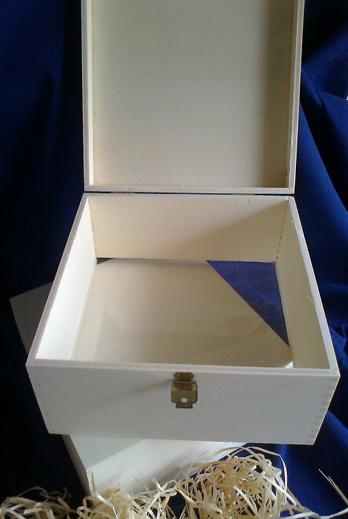Krabička plexi 170x170x85 - 10ks - výprodej — foto 1