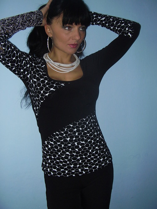 Černá sexy halenka — foto 1