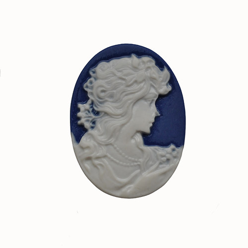 Cameo Portrait 40x30 mm