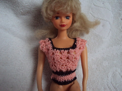 Háčkovaná halenka pro Barbii V — foto 1