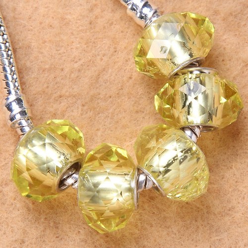 Pandorka s jednotným středem! 14x7mm na řetízek