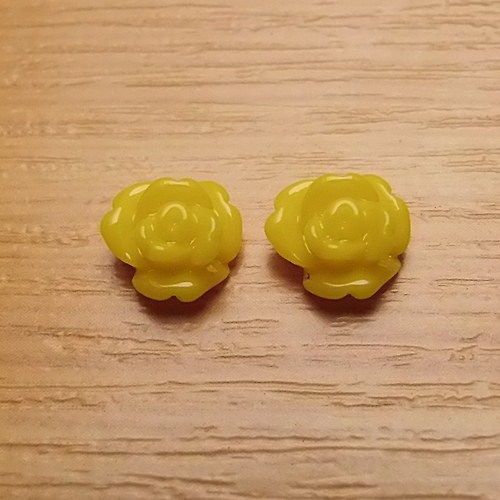 Růže - kabošon - 8 x 4 mm — foto 1