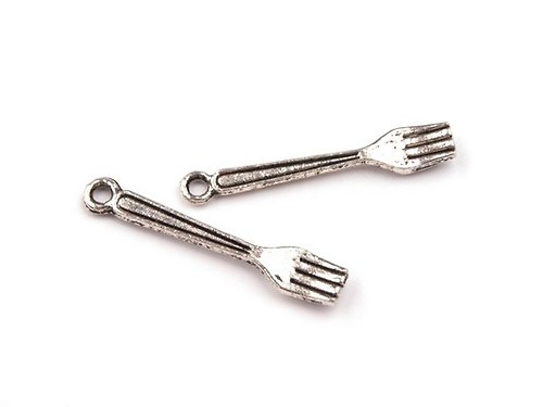 Přívěsek VIDLIČKA 5x22mm 2ks
