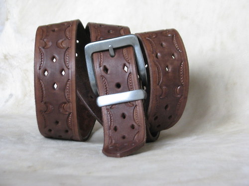 Oapsek 4cm - perforovaný