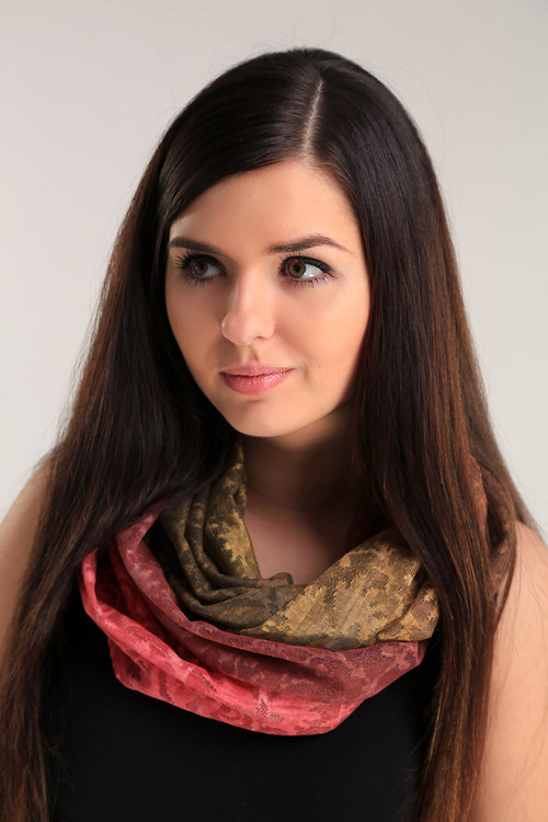 Nákrčník barevný — foto 1
