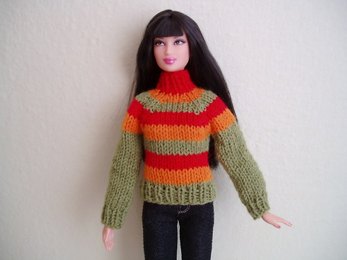 Svetr pro Barbie-pruhy (zelený) — foto 1