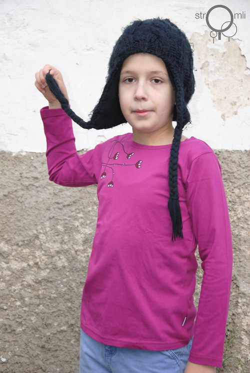 Lila s kytkami, vel. 6-8 roky — foto 1