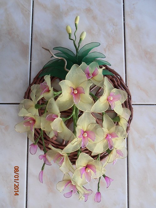 Orchidej na zavěšení — foto 1