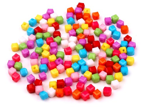 Korálky plastové kostka COLOR 5x5mm mix