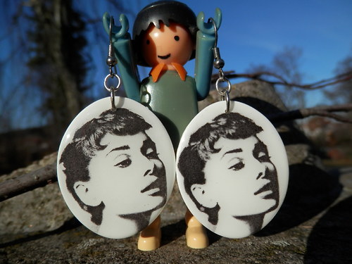 Náušničky - Audrey Hepburn — foto 1