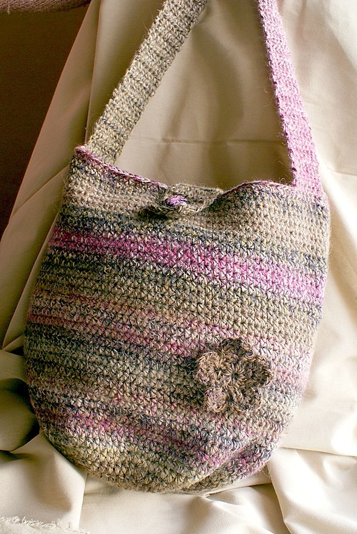 Háčkovaná crossbody — foto 1