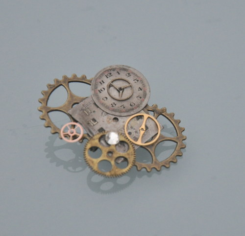 Steampunk brož "O kolečko víc" — foto 1