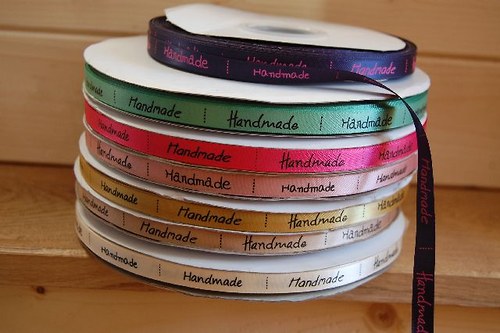 Saténová stuha HANDMADE — foto 1