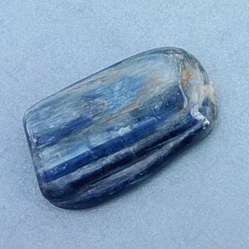 Disthen (kyanit) - 990 — foto 1