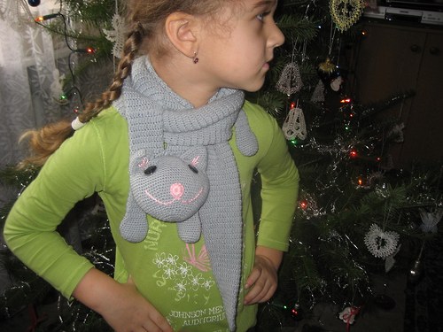 Kočička - dětská háčkovaná šála - šedá — foto 1