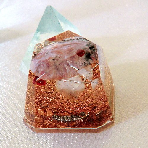 Orgonit *OBJ * Diamant s Čaroitem — foto 1