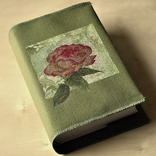 Růže, light green - obal na knihu — foto 1