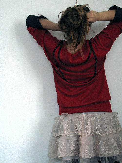 Elegantní mikina — foto 1