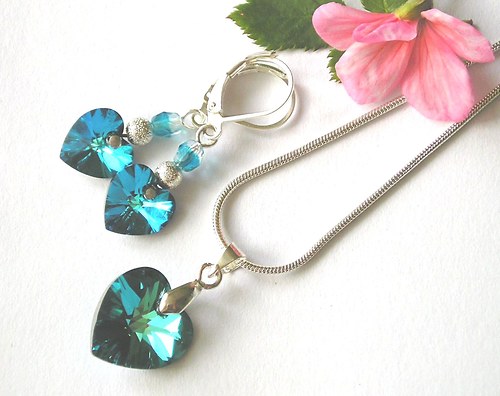 Swarovski sada Bermuda Blue AB ( 10+14 )