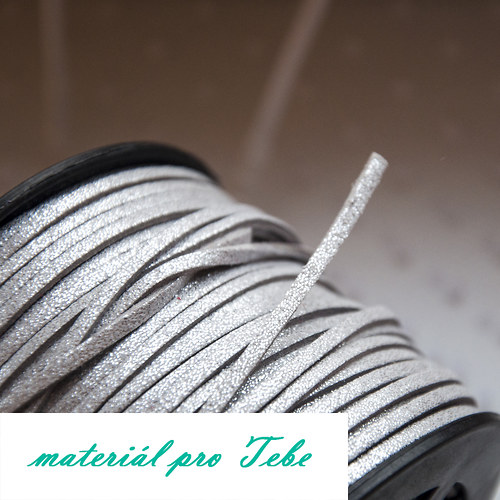 Semišová umělá kůže - stříbrná - 3mm - 1m