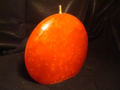 Oranžová svíčka — foto 1