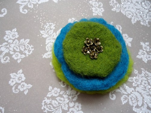 ... fresh brooch ... VÝPRODEJ — foto 1