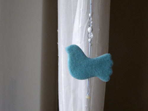 Knoflíky pro štěstí. Ptáček. — foto 1