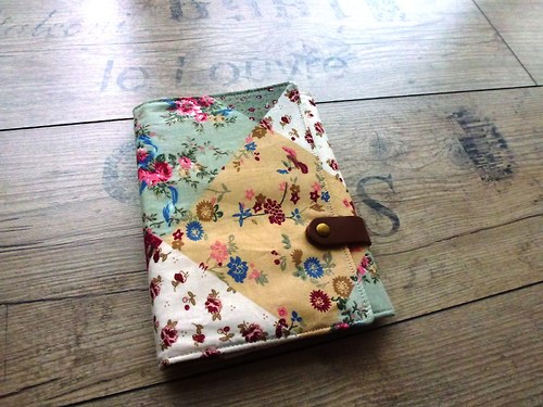 Organizér květinový patchwork — foto 1