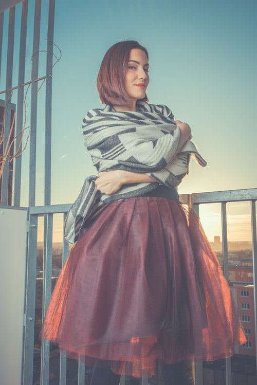 TUTU deep red — foto 1