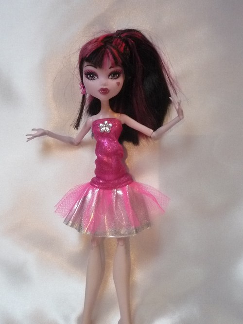 Růžové stříbro pro Monster High — foto 1