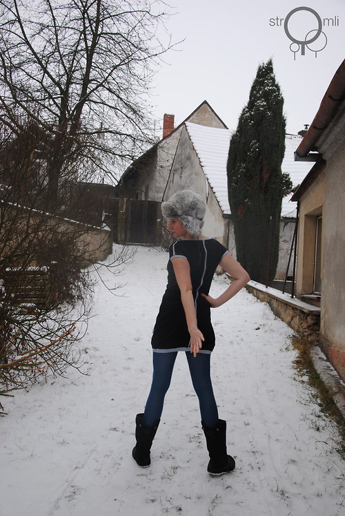 Šatky či tunika? Vel. M — foto 1