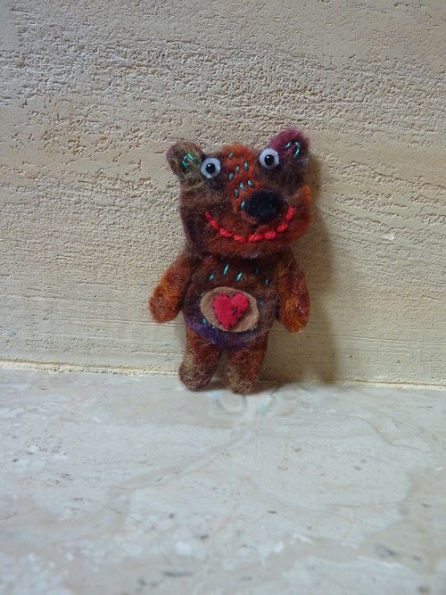 Osrdiečkovaný macko - brošnička k Valentínovi — foto 1