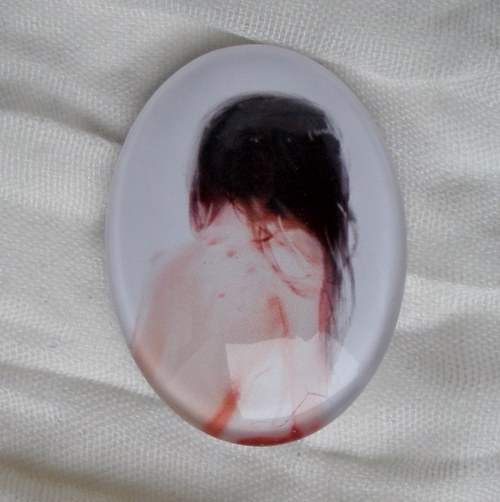 Skleněný kabošon — foto 1