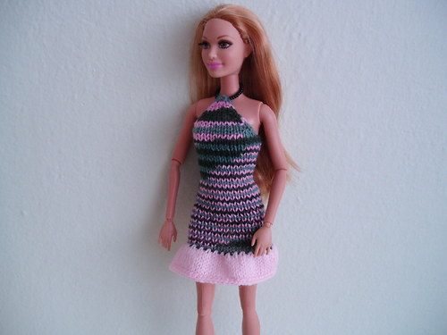 Šaty pro Barbie a botky — foto 1