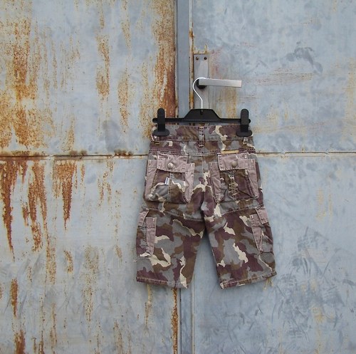 Sleva - unisex maskáčové bermudy, kraťasy — foto 1