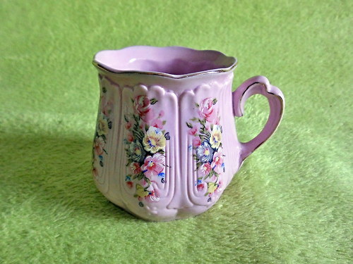 Ružový porcelán