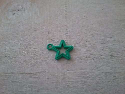 Hvězdička 15x18 mm - zelená — foto 1
