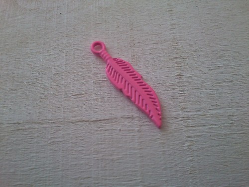 Pírko 9x30 mm - růžové