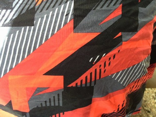 Legínovina černo červená — foto 1