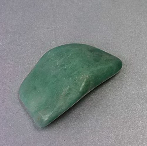 Prasem (africký jadeit) tromlovaný - D455 — foto 1